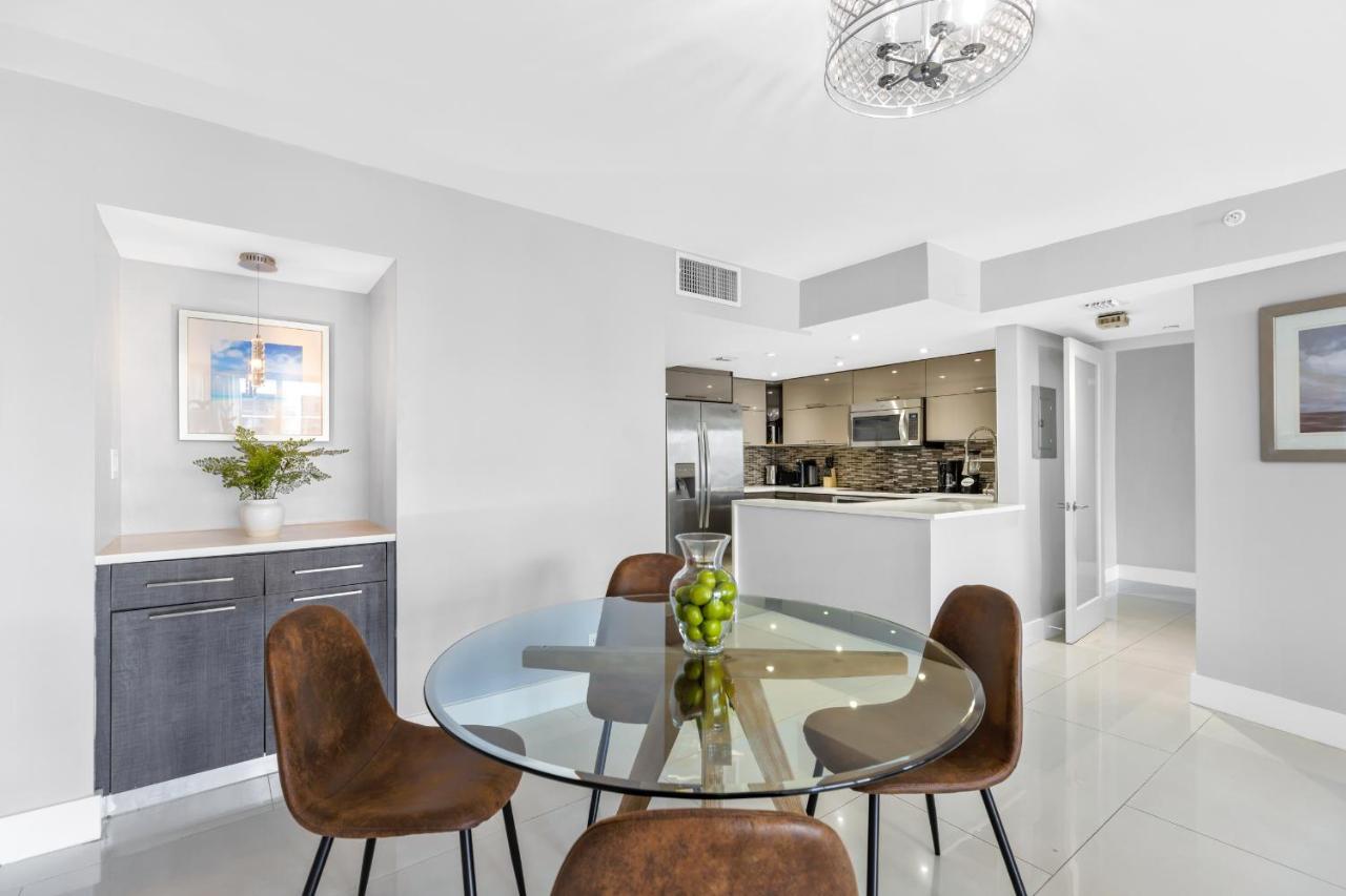 Bayview Bliss Biscayne Apartment Доръл Екстериор снимка