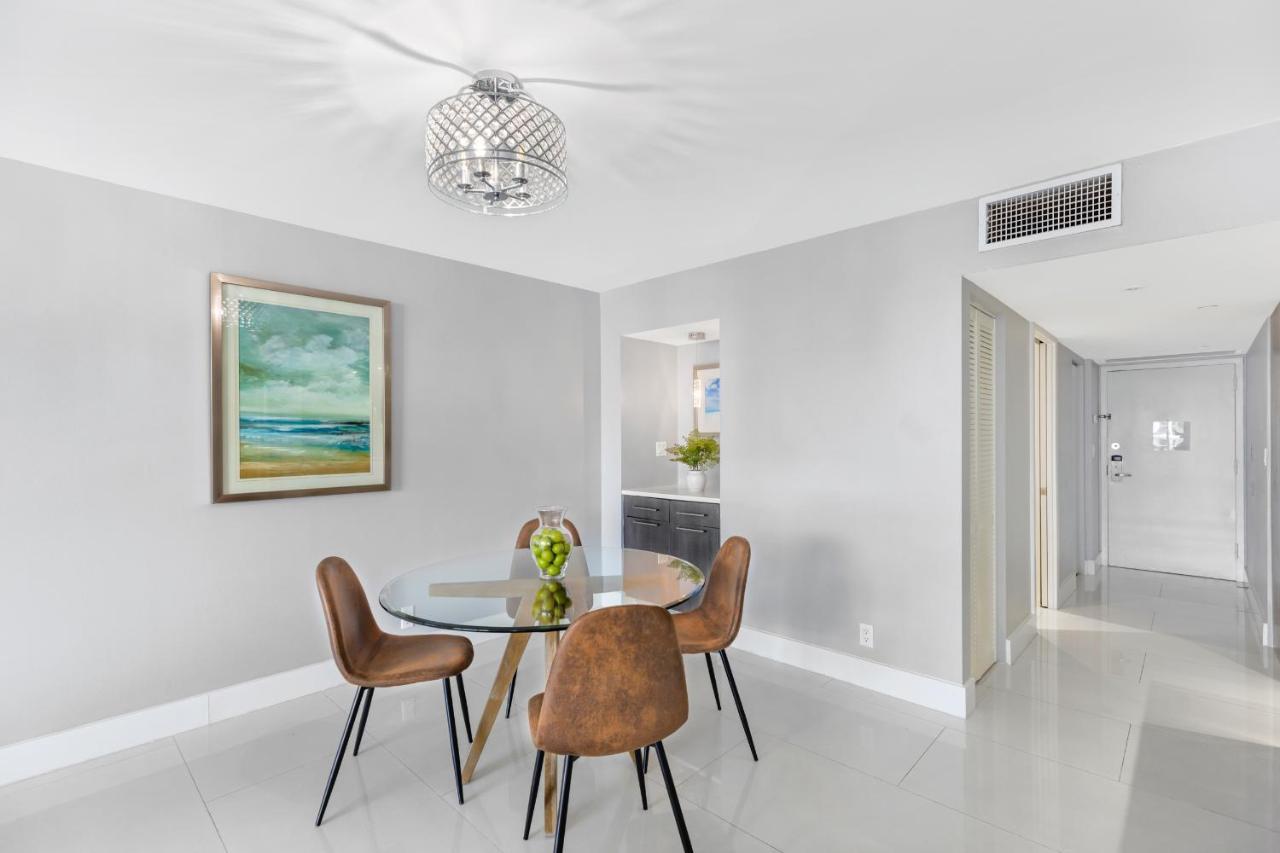 Bayview Bliss Biscayne Apartment Доръл Екстериор снимка